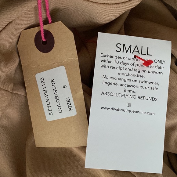 Romper - Picture 3 of 7